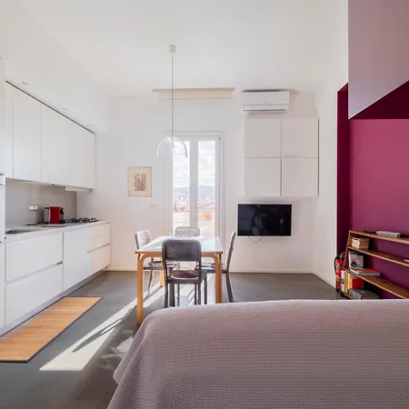 Daire Homeby, Casa Marion Bolonya