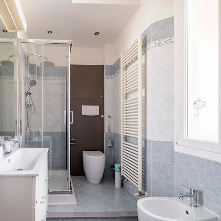 Daire Homeby, Casa Marion Bolonya